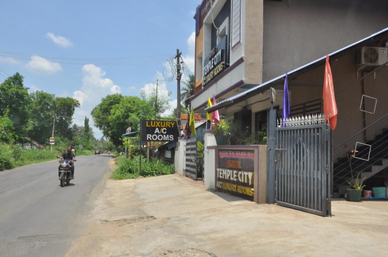 Hotel Temple City Papanasam Esterno foto