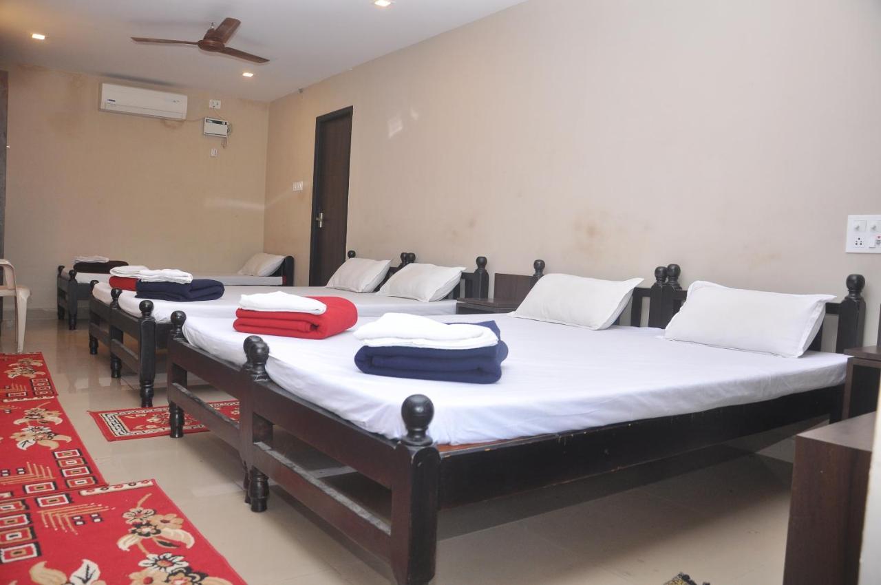 Hotel Temple City Papanasam Esterno foto